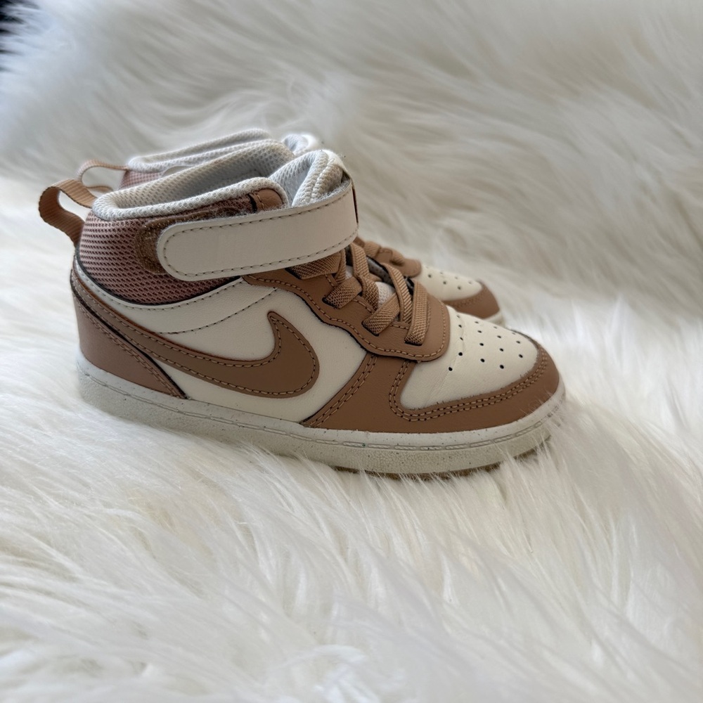 Nike Kids Tan and White Court Borough Mid 2